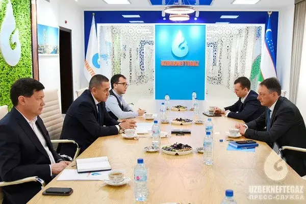 The Chairman of the Management Board of Uzbekneftegaz meets with the Executive Vice President of Gazprombank