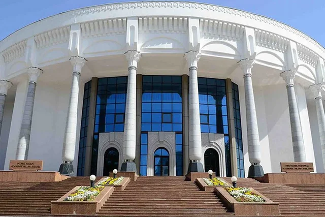 В Ташкенте капитально отремонтируют Национальный академический драмтеатр