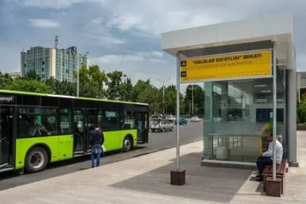Bus stops in Tashkent to be equipped on the basis of a standard project