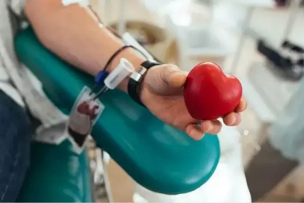 The amount of remuneration paid to honorary donors will be increased