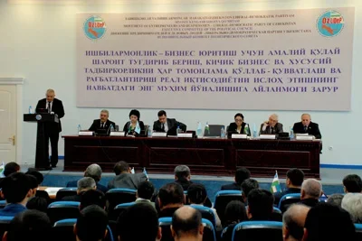 Политический совет УзЛиДеП провел заседание в Ташкенте