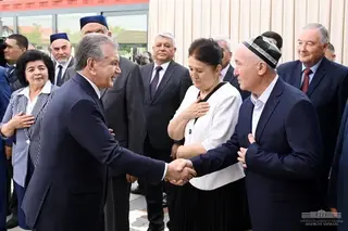 President visits the Three Generations Park