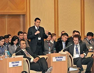 Tashkent host third session of Discussion Club
