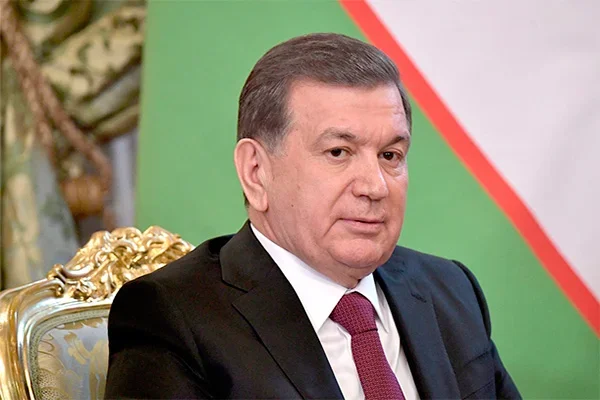 Президент осмотрел локальные котельные в Ташкенте