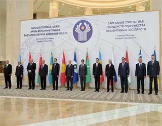 Президент Узбекистана принял участие в саммите глав стран СНГ