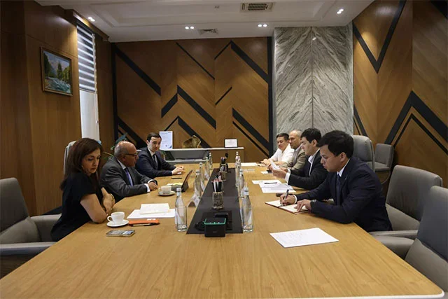 Bobir Islamov and Suma Chakrabarti Discuss Advancing Transparency in Uzbekistan’s Mining Industry