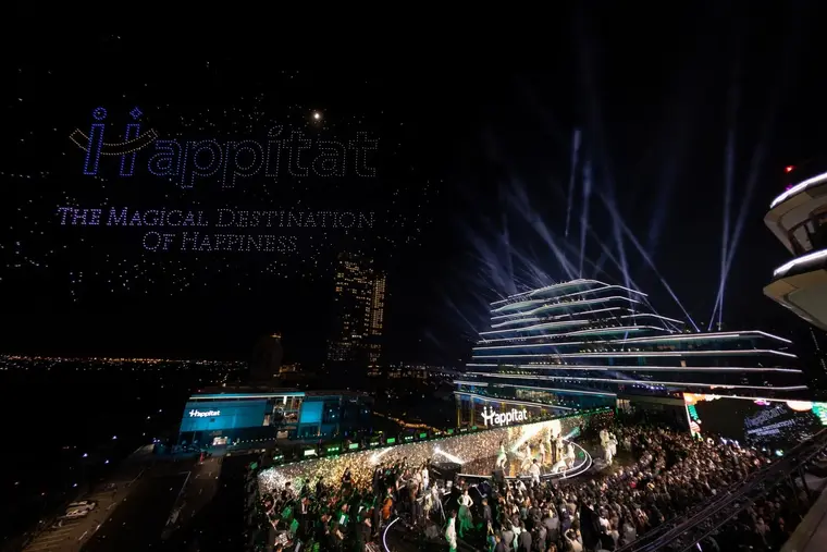 Happitat Celebrates Its Grand Opening, Transforming Over 200,000 Sq.m. from Land to Sky with a Record-Breaking 2,222-Drone Show, as Zhou Yiran Leads Over 100 Artists in a Festival of Happiness