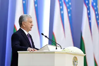Мирзиёев объявил о новых мерах поддержки медиков