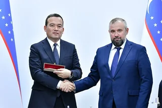 Surxondaryo viloyati hokimi Sankt-Peterburg delegatsiyasini qabul qildi