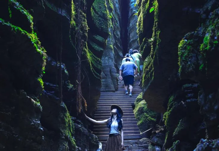 Enshi Suobuya Stone Forest in China Launches Rich Cultural Experiences to Welcome Southeast Asian Tourists