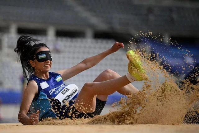 Asila Mirzayeva sets Paralympic Games record