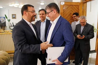 O'zbekiston elchisi va Eronning Fors viloyati gubernatori hududlararo hamkorlik istiqbollarini muhokama qildilar