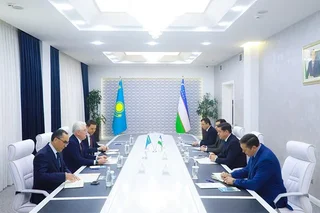 Ўзбекистон ва Қозоғистон солиқ соҳасида икки томонлама ҳамкорликни ривожлантириш масалаларини муҳокама қилишди