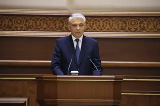 Сенат Узбекистана рассмотрел меры против коррупции в строительстве