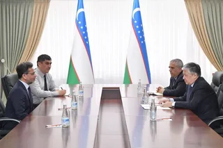 Замглавы МИД Узбекистана встретился с представителем компании «ACWA Power»