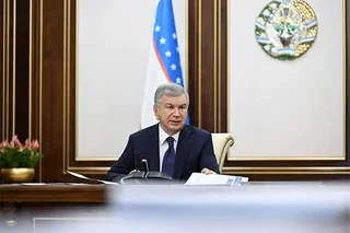 Shavkat Mirziyoyev Toshkentda yangi avtomobil yo'llari va xalqaro aeroport qurish rejalarini ko'rib chiqdi