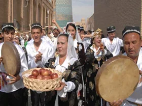Asrlar Sadosi Festival of Traditional Culture makes a splash… this time in Khiva