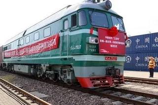 New cargo train links east China with Central Asia