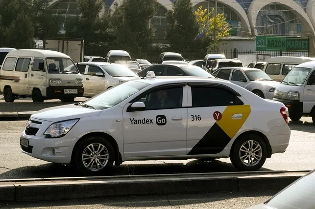 Тошкентни ҳайратга солган воқea: Yandex Go ҳайдовчиси сафар вақтида йўловчининг туғруғини қабул қилди