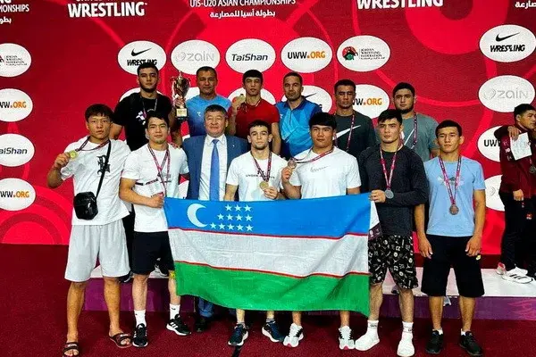 Борцы из Узбекистана завоевывают медали на чемпионате Азии