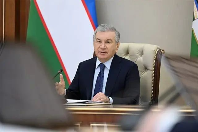 Mirziyoyev Outlines Growth Targets for Uzbekistan’s Textile Industry in 2026