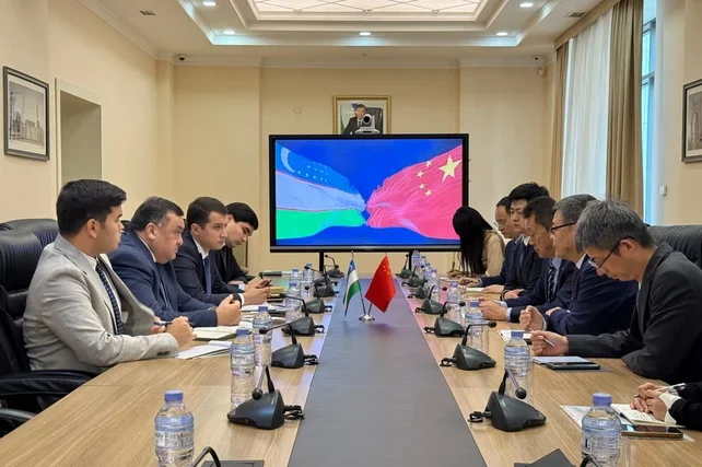 ISSV va Xitoyning Dongfang Electric va Sinosure kompaniyalari energetika loyihalarini ishlab chiqishga kelishib oldilar