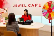 Jewel Cafe Expands in Singapore with New Dunearn Village Location Amid Gold Price Surge