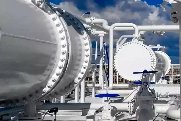 Узбекистан импортировал 75 тыс. тонн российской нефти через Казахстан