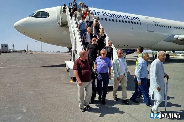 Объем услуг туристических агентств в Узбекистане за 8 месяцев превысил 2,2 трлн. сумов