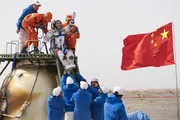 Китайские космонавты вернулись на Землю после 6-месячного пребывания в космосе