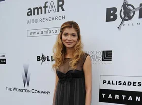 Gulnara Karimova donates to HIV/AIDS fighting