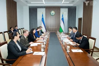 Uzbekistan, US discuss development of the Trans-Caspian Transport Corridor