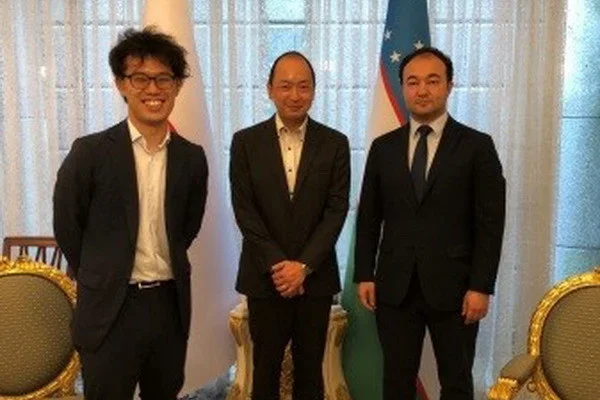 Issues of cooperation with the leading manufacturer of ID and other cards were discussed in Japan
