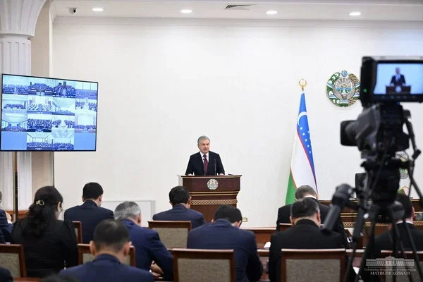 Президент: Узбекистан планирует в 2024 г. довести ВВП до $100 млрд.