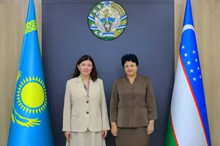 Uzbek, Kazakh Ministers Agree to Boost School Education Ties