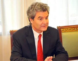 Uzbek FM receives new Chilean envoy