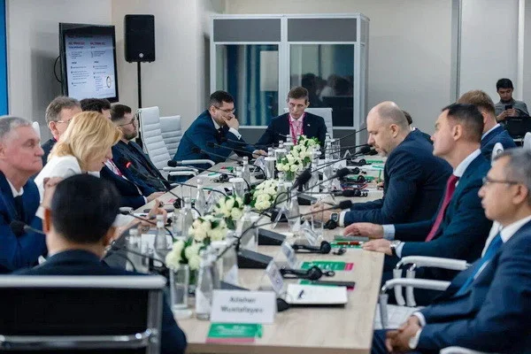 В Ташкенте обсудили лучшие практики нефтегазовой отрасли