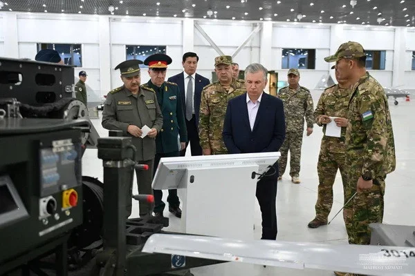 Верховный Главнокомандующий ознакомился с условиями в воинской части