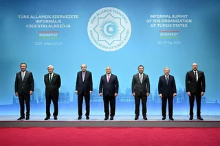 O‘zbekiston Prezidenti turkiy davlatlar hamkorligini rivojlantirishning ustuvor yo‘nalishlarini ko‘rsatdi