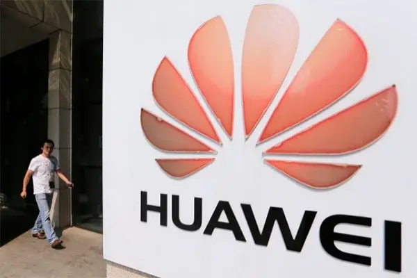 “Huawei” компанияси “Samsung” компаниясига қарши даъво қилди