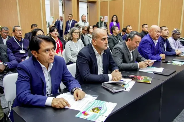 An Environmental Forest Classification for Biodiversity Conservation Presented on the Sidelines of CITES CoP20