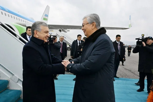 President of Uzbekistan arrives in Almaty
