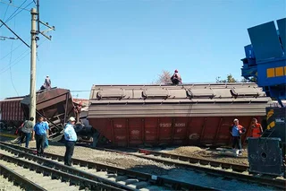 В Яшнабадском районе с рельсов сошли два порожних вагона
