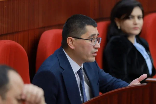 Акцент на дальнейшую поддержку деятельности детских оздоровительных лагерей