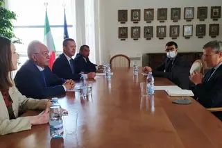 Ismatulla Irgashev holds talks with the Special Representative of the Government of the Italian Republic for Afghanistan and Yemen