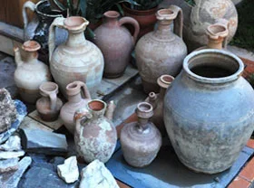 Uzbek ceramic masters pay visit to US art school