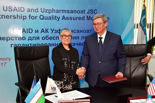 USAID и «Узфармсаноат» объединяют усилия для улучшения качества противотуберкулезных препаратов