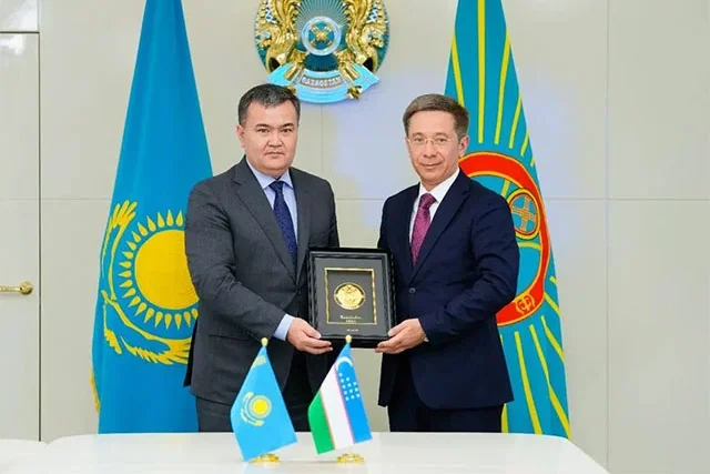 Uzbek Ambassador meets with Astana akim
