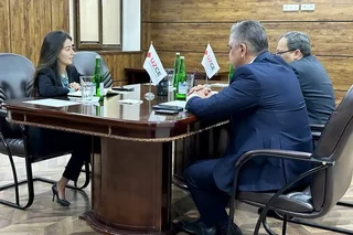 Соединение финансовых сил: состоялась встреча руководителя УзРВБ и представителя Refinitiv