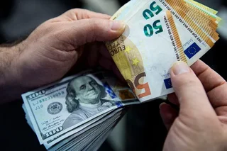 Доллар ёки сўм: валюта курси, жамғариш ва инвестиция